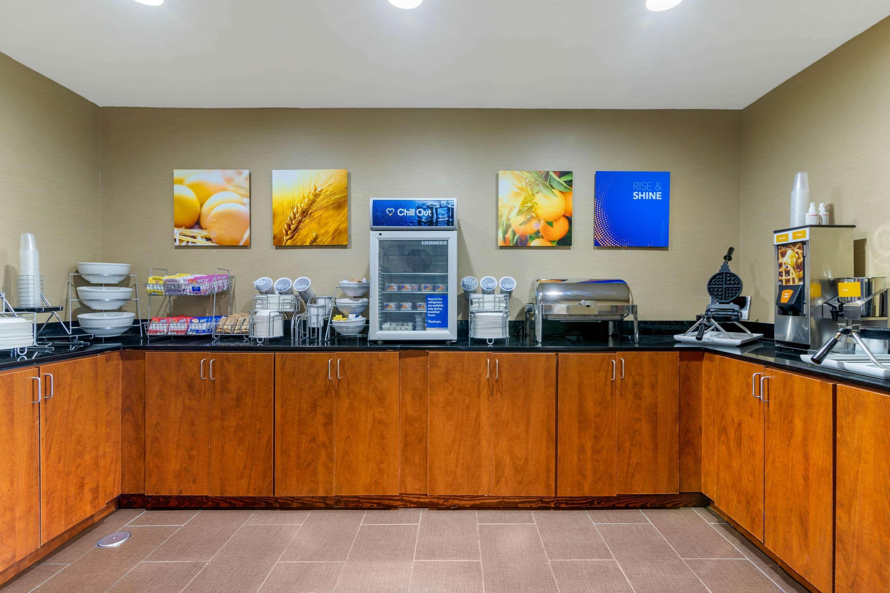 Comfort Inn & Suites Macon West Eksteriør billede