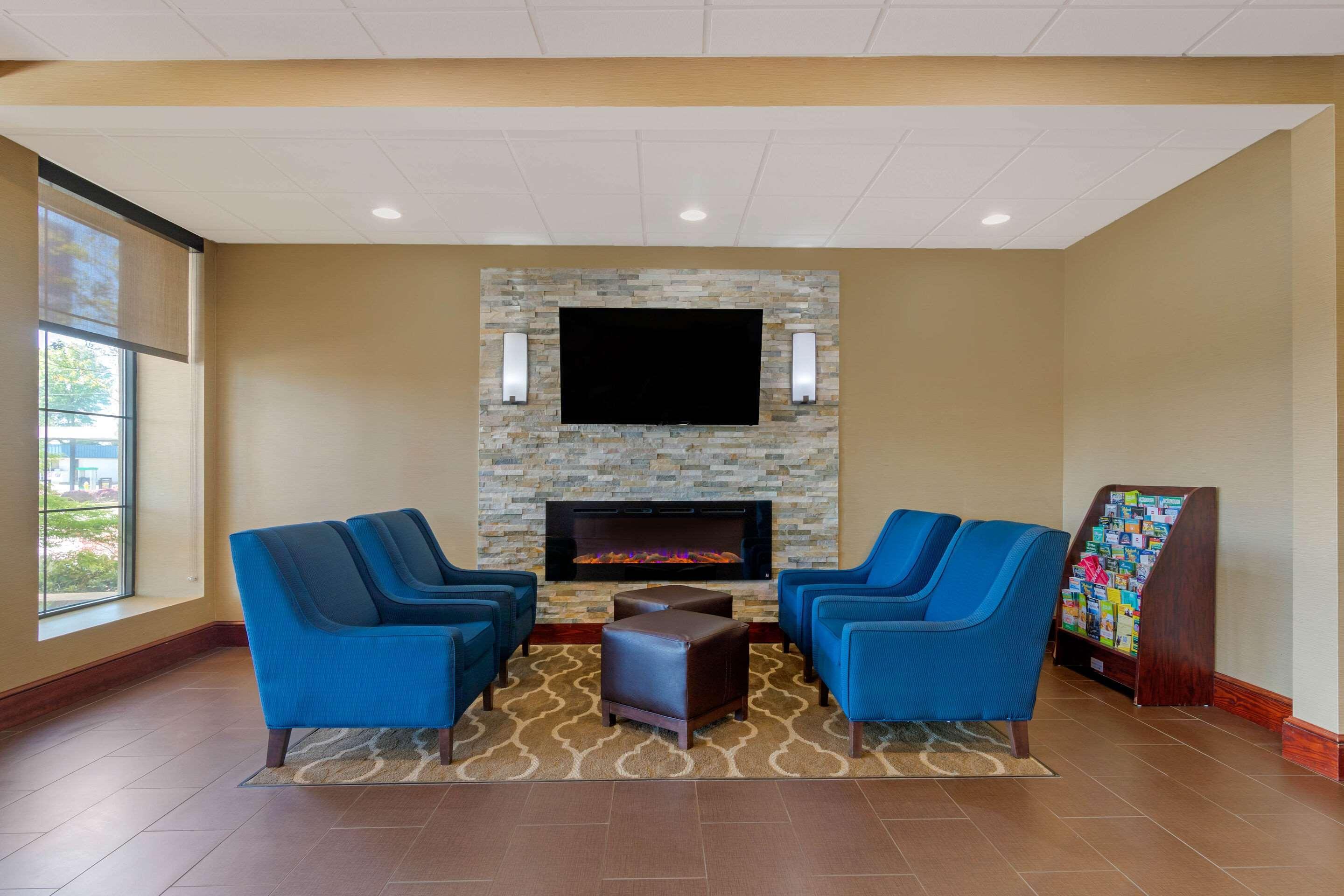 Comfort Inn & Suites Macon West Eksteriør billede